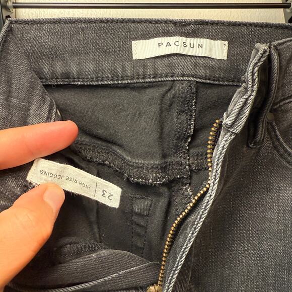 Pacsun High Rise Jegging Distressed Skinny Jeans Black Women's Size 23 - Picture 4 of 7